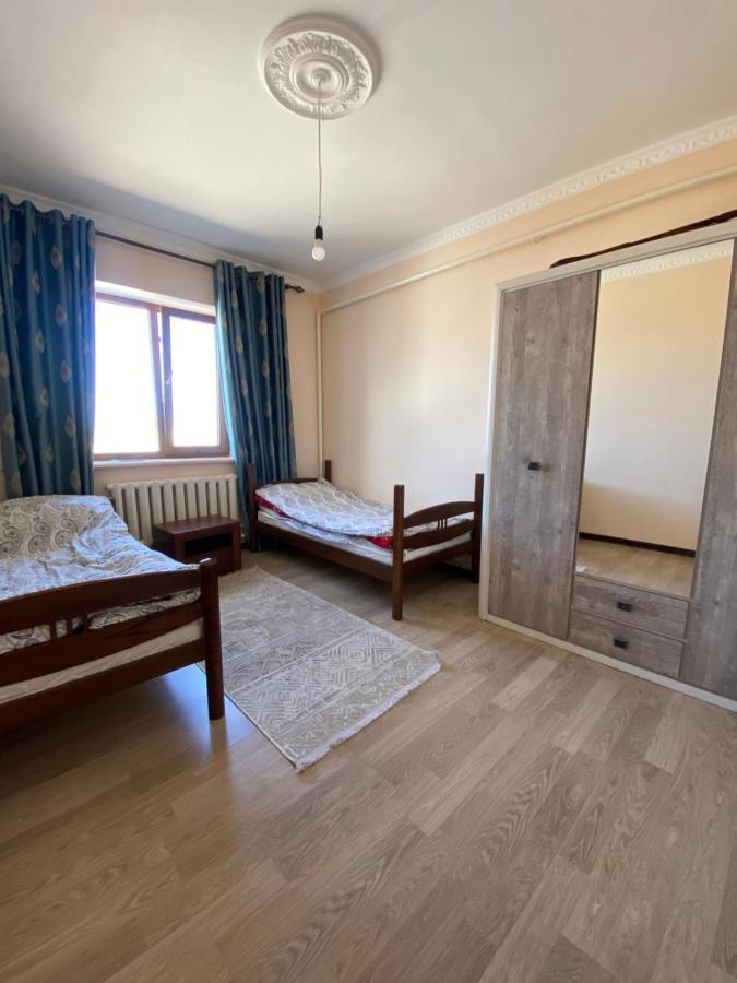 Maksat House Otel Tossor Dış mekan fotoğraf
